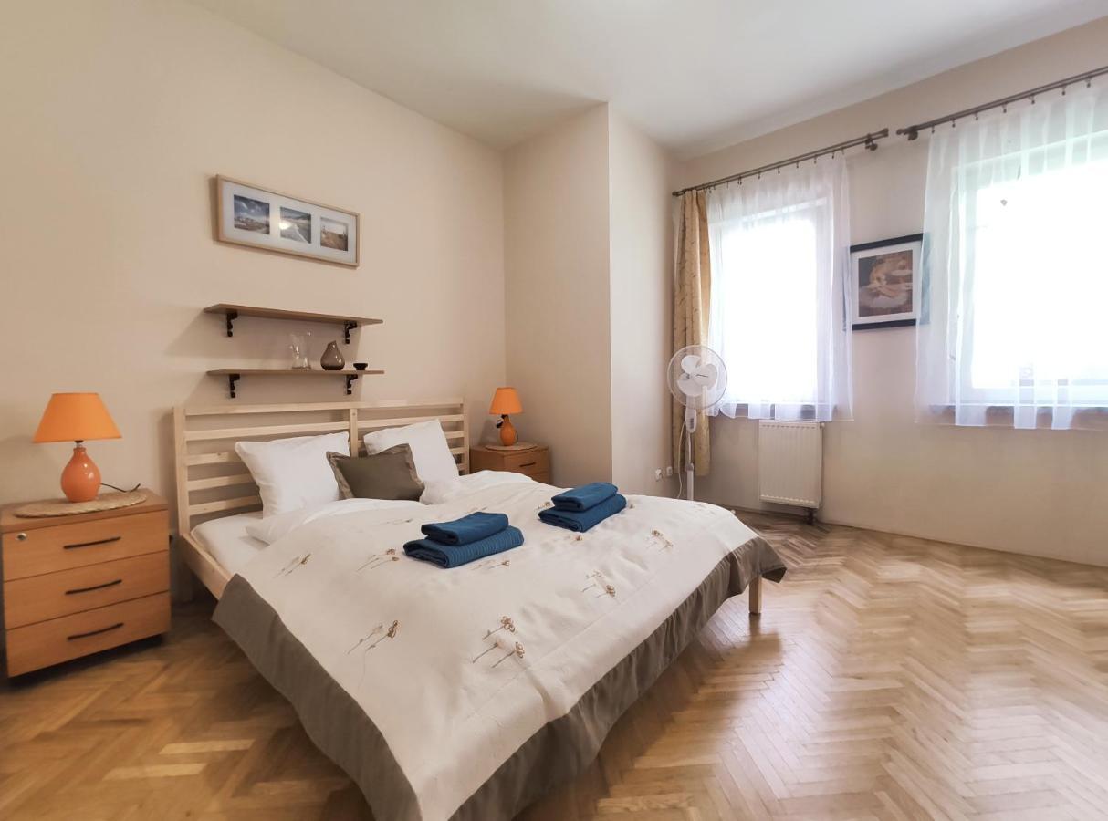Plac Nowy 8A By Homeprime Cracovie Extérieur photo